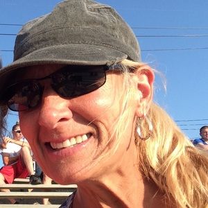 Meet your Posher, Pamela